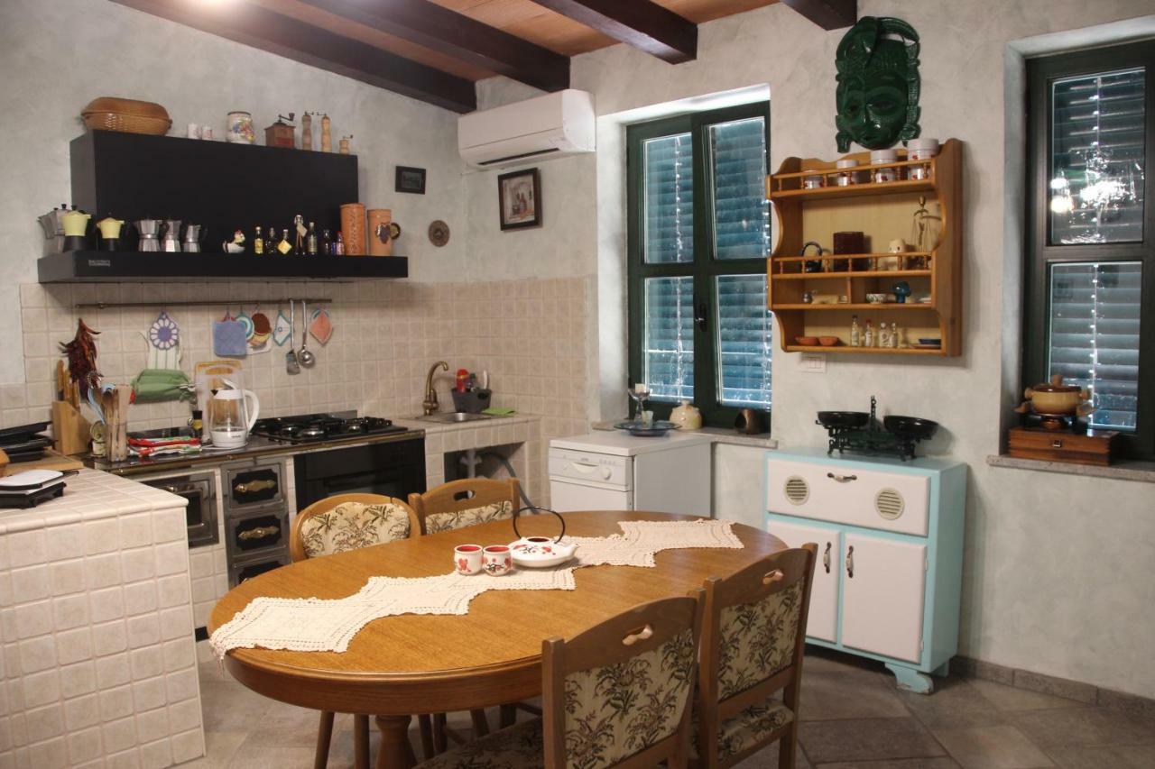 Tourist Farm With Apartments Fig Tree Dekani المظهر الخارجي الصورة